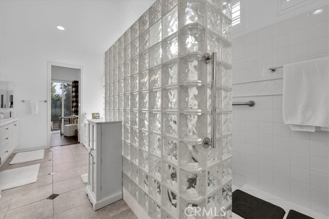 Detail Gallery Image 28 of 75 For 4 Oakmont Dr, Rancho Mirage,  CA 92270 - 5 Beds | 4/1 Baths