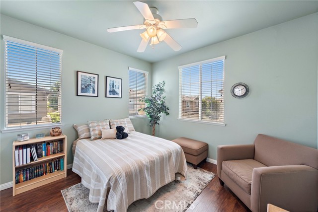 81 Mercantile Way, Ladera Ranch CA: https://media.crmls.org/medias/fb234bb0-2900-44d1-8257-b6159614ccc5.jpg