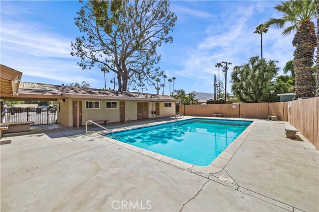 3900 S Temescal St, Corona CA: https://media.crmls.org/medias/fb235894-7fb0-43d4-832b-04c22e65b6f9.jpg