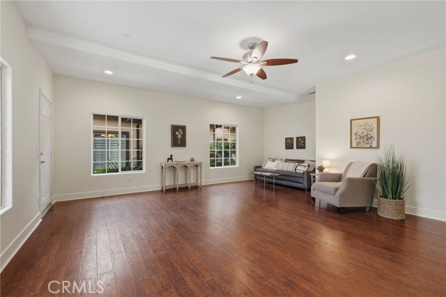 Detail Gallery Image 8 of 39 For 601 N Walnut, La Habra,  CA 90631 - 3 Beds | 3 Baths