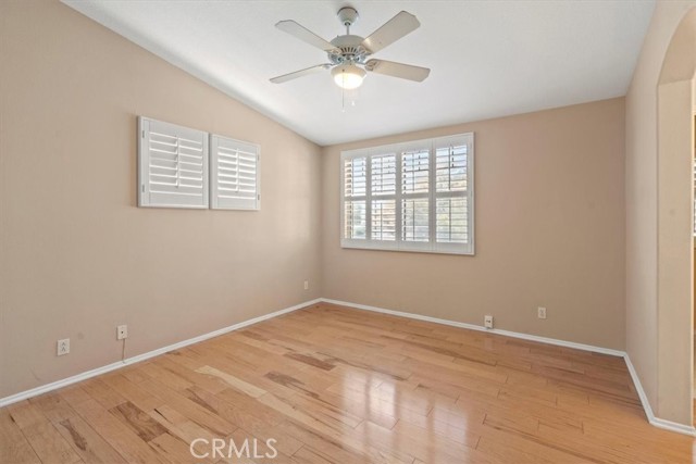 26502 Rock Creek Drive, Valencia CA: https://media.crmls.org/medias/fb24fe91-c877-4253-883d-0e9dfdb3f59e.jpg