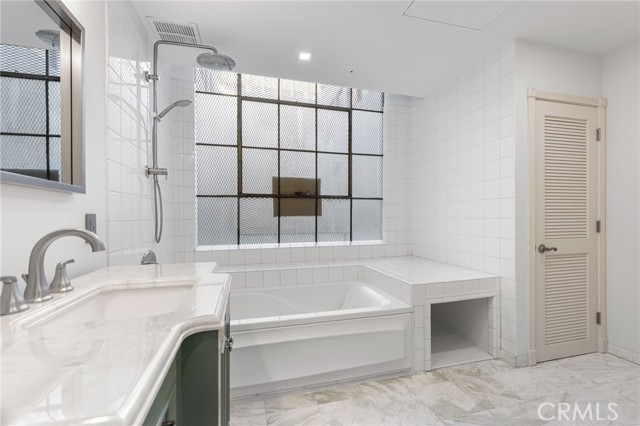 Detail Gallery Image 20 of 43 For 315 E 8th, Los Angeles,  CA 90014 - 2 Beds | 2 Baths