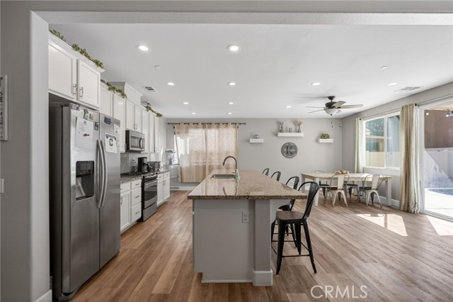 Detail Gallery Image 21 of 44 For 31109 Rose Arbor Ct, Murrieta,  CA 92563 - 5 Beds | 3 Baths