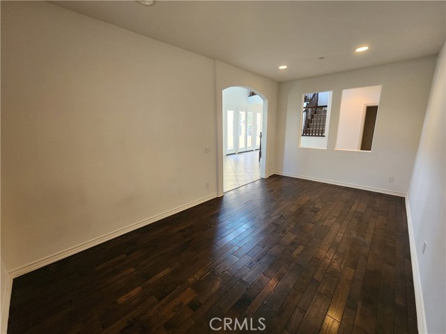 Image 6 of 24 For 9538 Kings Court