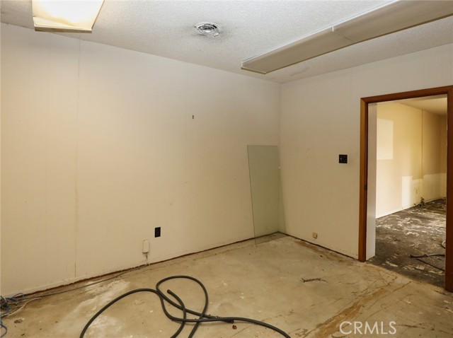 150 5th Street, Lakeport, California 95453, ,Commercial Sale,For Sale,150 5th Street,CRLC25051327
