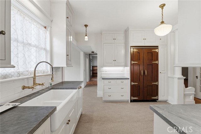 Detail Gallery Image 17 of 56 For 1200 Cedar Ave, Redlands,  CA 92373 - 5 Beds | 3 Baths