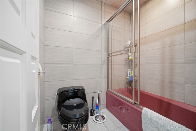 Detail Gallery Image 17 of 23 For 23139 Park Contessa, Calabasas,  CA 91302 - 4 Beds | 4/1 Baths