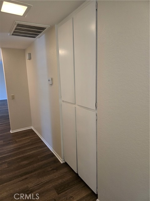 254 E Fern Avenue, Redlands CA: https://media.crmls.org/medias/fb27bc52-554c-4346-bff2-2b65d66d7bb1.jpg