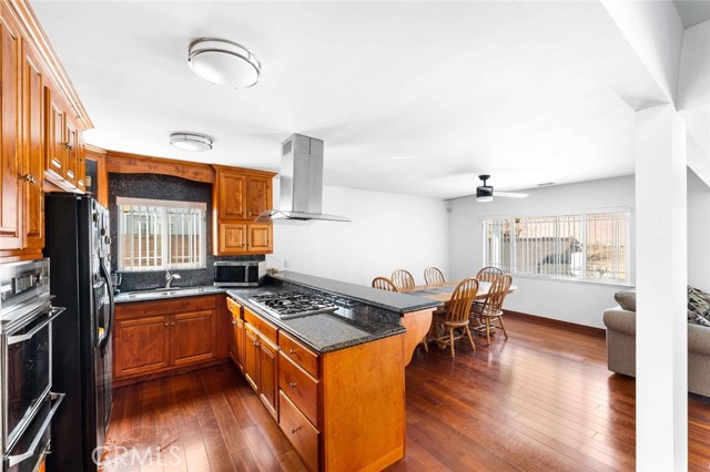 Detail Gallery Image 12 of 26 For 713 N Orcutt, Montebello,  CA 90640 - 4 Beds | 2 Baths