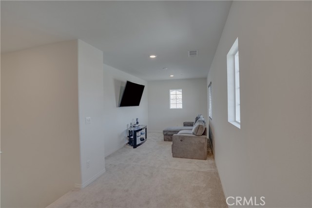 1963 Old Steel Way, Hemet CA: https://media.crmls.org/medias/fb293e13-b38c-4d6c-b817-76372b8f37d9.jpg