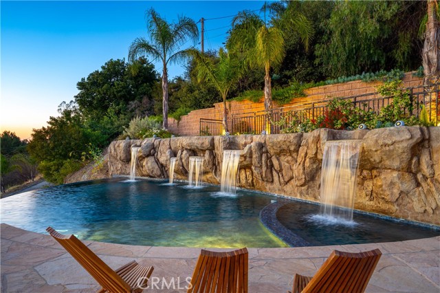 24410 Mulholland, Calabasas CA: https://media.crmls.org/medias/fb294eba-0345-4551-a87e-cc50bdcf2039.jpg
