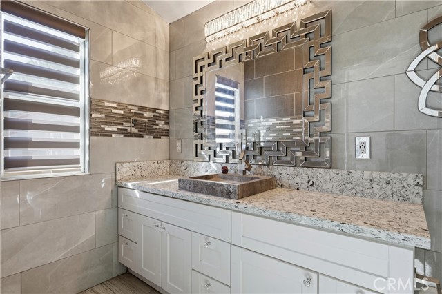 Detail Gallery Image 42 of 55 For 22350 Heritage Pass, Chatsworth,  CA 91311 - 2 Beds | 2/1 Baths