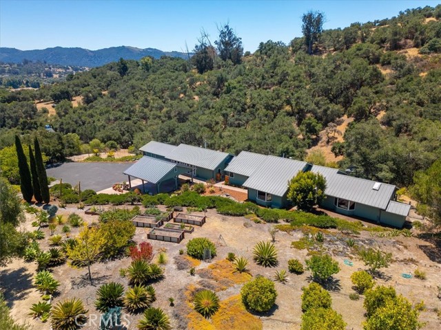 229 Blue Sky Drive, Arroyo Grande CA: https://media.crmls.org/medias/fb2a4f82-26aa-456b-b003-4a7302851c57.jpg