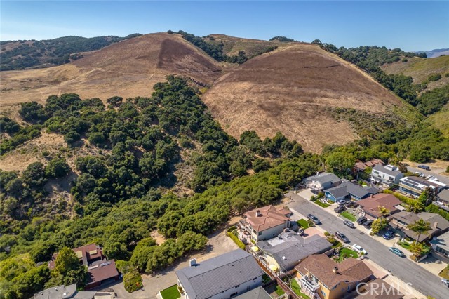991 Visalia Street, Pismo Beach CA: https://media.crmls.org/medias/fb2a95b7-13e1-4873-99bf-21d6be637929.jpg