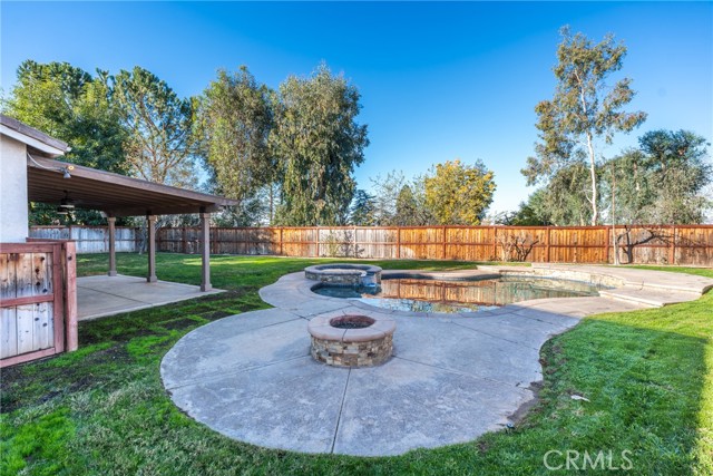 13514 Big Sky Court, Yucaipa CA: https://media.crmls.org/medias/fb2abf87-7113-4d4f-a32f-cac0b68a2432.jpg