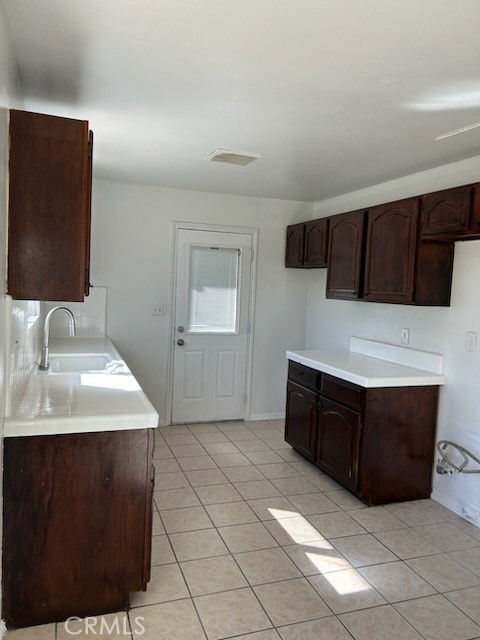 Detail Gallery Image 7 of 13 For 1127 W Pillsbury St, Lancaster,  CA 93534 - 3 Beds | 1 Baths