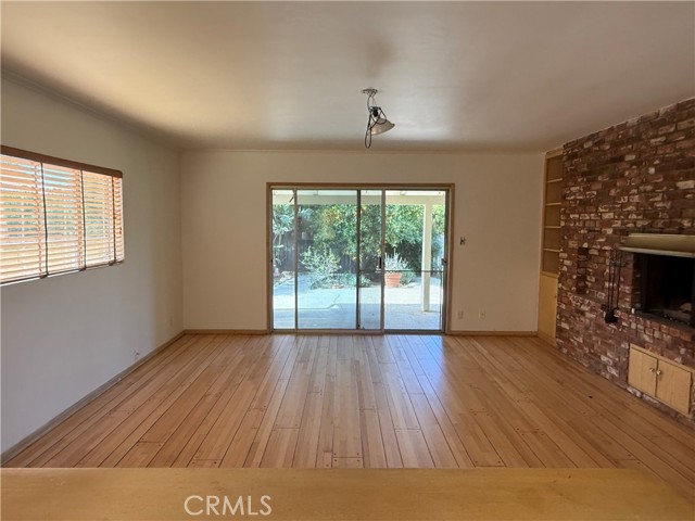 Detail Gallery Image 7 of 29 For 9221 Rubio Ave, North Hills,  CA 91343 - 2 Beds | 2 Baths