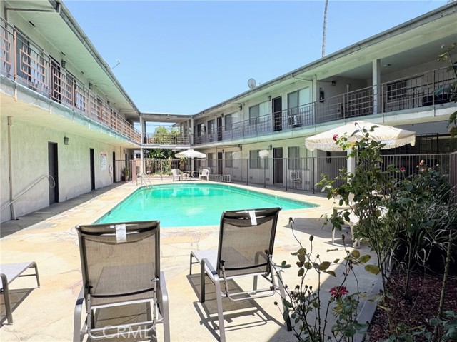 1026 W Granada Court, Ontario CA: https://media.crmls.org/medias/fb2ce980-97db-4a74-a777-ceb7699a711b.jpg