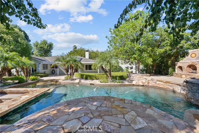 Detail Gallery Image 9 of 63 For 10132 Wish, Northridge,  CA 91325 - 4 Beds | 3 Baths