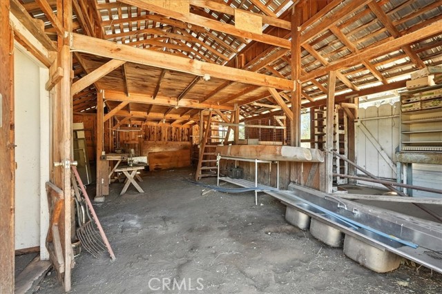 46467 Bissett Station Road, Oakhurst CA: https://media.crmls.org/medias/fb2d8757-6861-433a-93c7-ca15365c6ec9.jpg