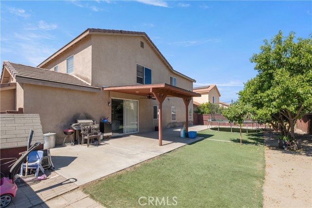 945 Newport Drive, San Jacinto CA: https://media.crmls.org/medias/fb2e1710-b8ac-4d92-a672-eba4f33a4824.jpg