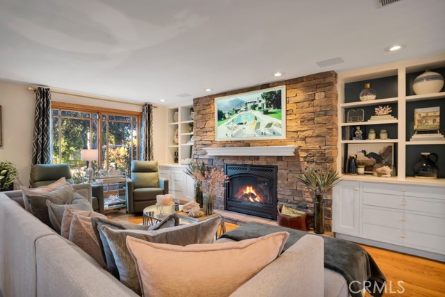 Detail Gallery Image 9 of 31 For 24630 Kittridge St, West Hills,  CA 91307 - 5 Beds | 3 Baths