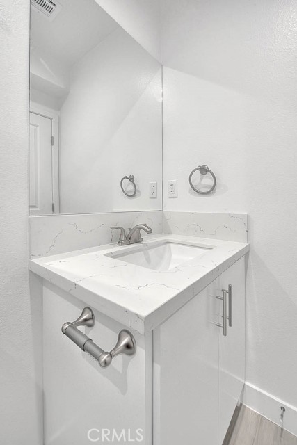 Detail Gallery Image 35 of 55 For 5850 Vineland Avenue, North Hollywood,  CA 91601 - 4 Beds | 4 Baths