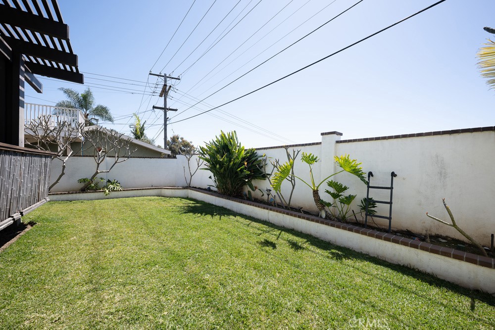MLS #OC25062407 img 6