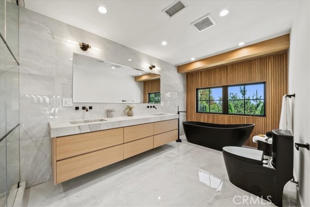 Detail Gallery Image 25 of 42 For 1256 Delresto Dr, Beverly Hills,  CA 90210 - 6 Beds | 7/1 Baths