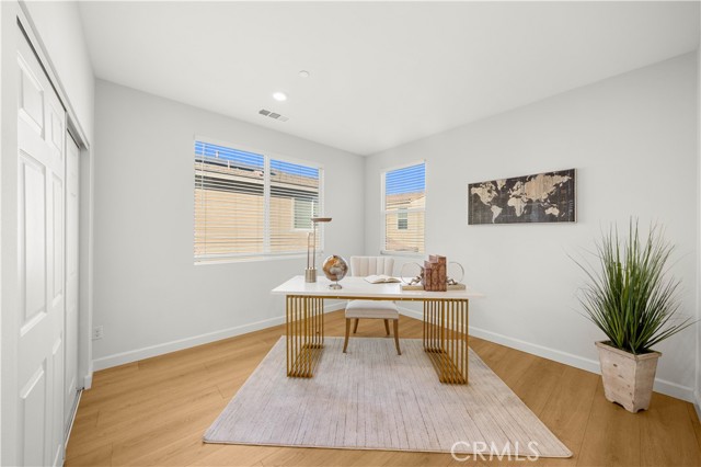 Detail Gallery Image 30 of 51 For 6956 La Rochelle Way, Chino,  CA 91710 - 5 Beds | 3/1 Baths