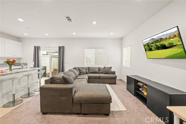 Detail Gallery Image 6 of 63 For 27166 Canyon Rock Ct, Moreno Valley,  CA 92555 - 4 Beds | 2/1 Baths