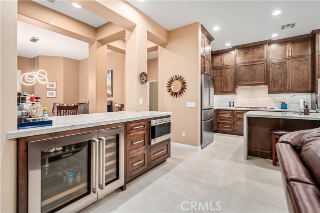 41703 Firenze Street, Lancaster CA: https://media.crmls.org/medias/fb3369f3-03ca-4dde-96bf-e06dcc87b1c3.jpg