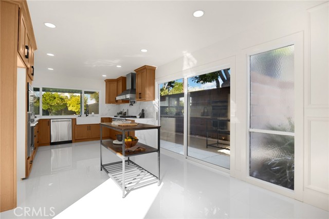 4041 Bycroft, Yorba Linda CA: https://media.crmls.org/medias/fb33c546-8dc1-4daf-a1f8-a8a8def3c126.jpg