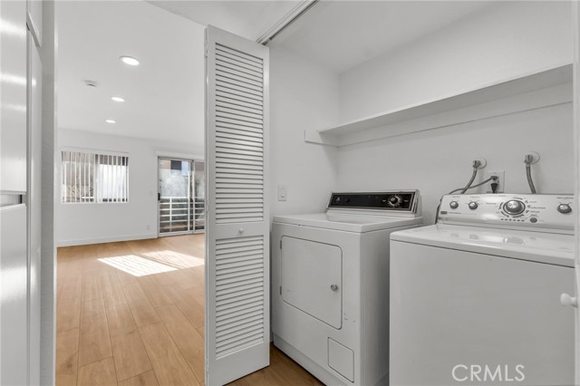 Detail Gallery Image 10 of 25 For 712 5th St, Hermosa Beach,  CA 90254 - 2 Beds | 2 Baths