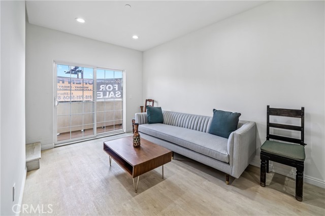 Detail Gallery Image 27 of 31 For 1101 N Maclay Ave #2,  San Fernando,  CA 91340 - 2 Beds | 3/1 Baths