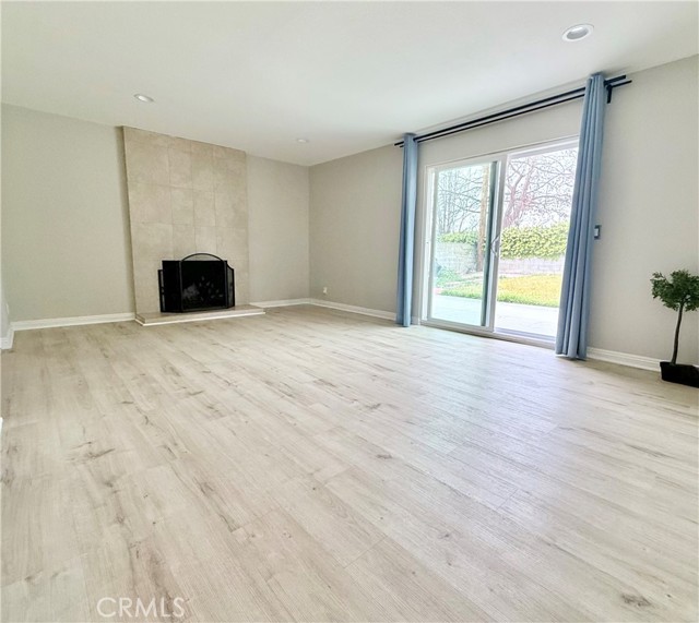 Detail Gallery Image 8 of 31 For 713 Edwin Ave, Pomona,  CA 91767 - 4 Beds | 2 Baths