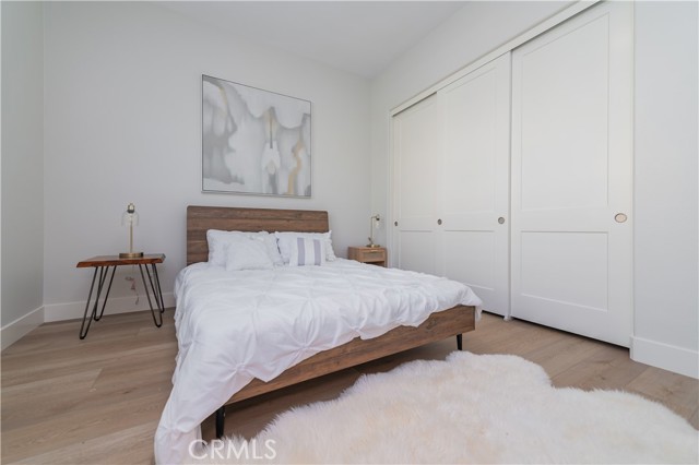 53 Lunar, Irvine CA: https://media.crmls.org/medias/fb357e49-23fc-4b76-9dd2-26d59c3f74b9.jpg