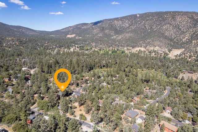 2208 Bernina, Pine Mountain Club CA: https://media.crmls.org/medias/fb36953f-e110-47fd-b43b-b9ddf0d1b6c4.jpg