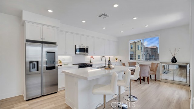 510 Bluegrass Way