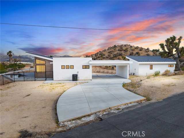 6218 Farrelo Road, Yucca Valley CA: https://media.crmls.org/medias/fb371004-7d64-4d9c-a2c5-15d61ddfab45.jpg