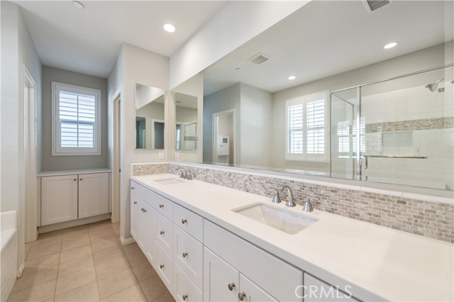 Detail Gallery Image 21 of 24 For 143 Augustine, Irvine,  CA 92618 - 3 Beds | 2/1 Baths