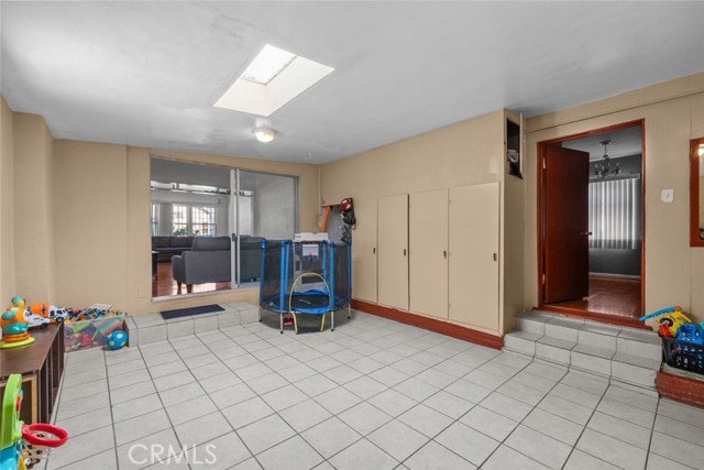 Detail Gallery Image 34 of 44 For 9625 Alexander Ave, South Gate,  CA 90280 - 3 Beds | 2 Baths
