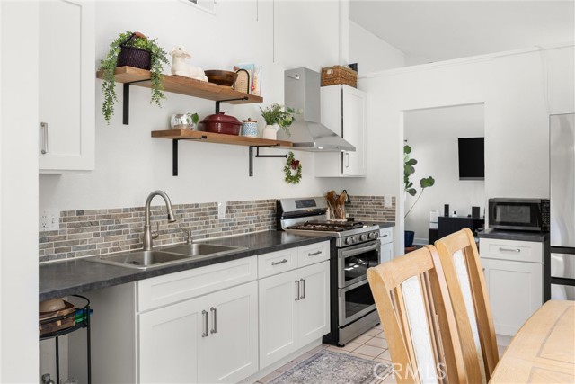 Front Image Thumbnail for CRPW26087316