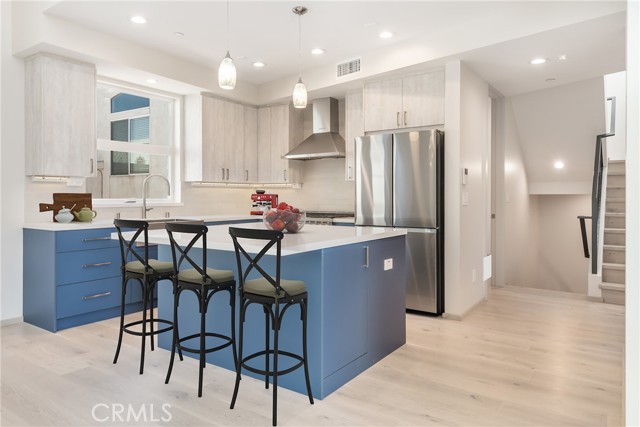 2302 Felton Lane, Redondo Beach, California 90278, 4 Bedrooms Bedrooms, ,5 BathroomsBathrooms,Residential,Sold,Felton,SB22078448