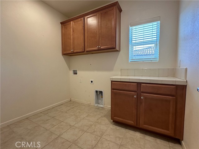 Detail Gallery Image 13 of 22 For 838 Grace Dr, Los Banos,  CA 93635 - 2 Beds | 2 Baths