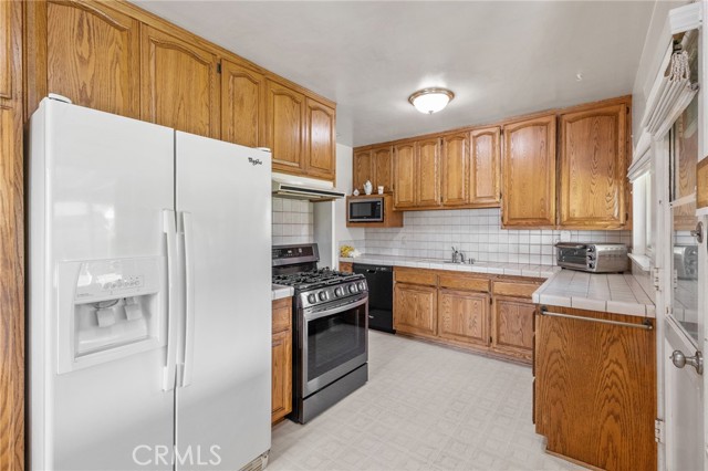 Detail Gallery Image 17 of 38 For 3929 Modesto Dr, San Bernardino,  CA 92404 - 3 Beds | 1 Baths