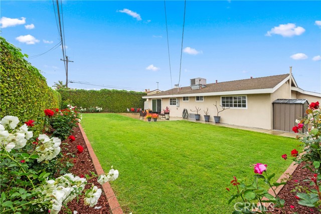 5481 Santa Gertrudes Ave, Garden Grove CA: https://media.crmls.org/medias/fb39ba22-400c-434e-af7b-a3c3d598532d.jpg