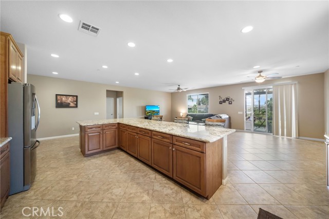 Detail Gallery Image 13 of 74 For 35638 Desert Rose Way, Lake Elsinore,  CA 92532 - 3 Beds | 2 Baths