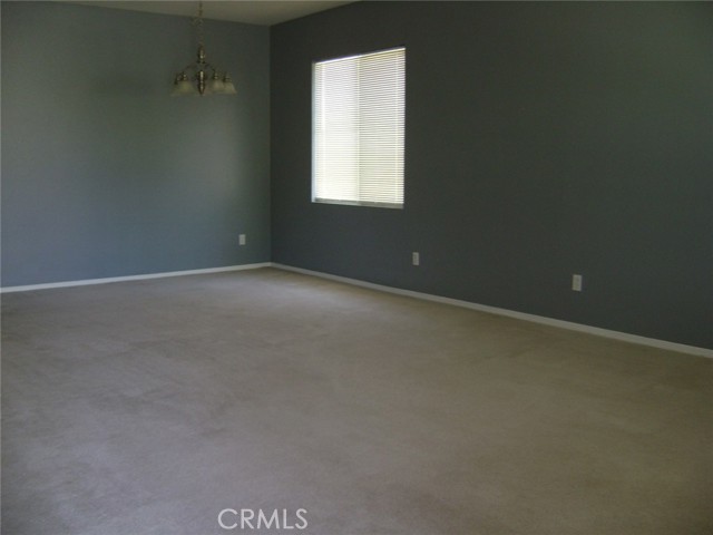 31559 Umbria Lane, Winchester CA: https://media.crmls.org/medias/fb3a8cdb-522b-41b7-83b6-230bb560bc6f.jpg
