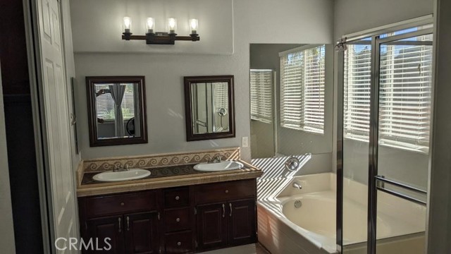 Detail Gallery Image 10 of 22 For 32094 Poppy Way, Lake Elsinore,  CA 92532 - 3 Beds | 2 Baths